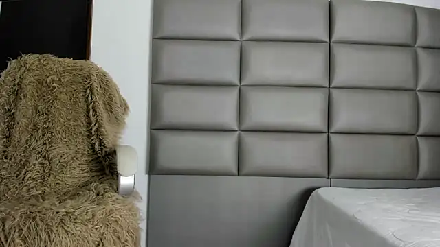 Snapshot of dereksmith2 chatting on February 21, 10:37 pm dereksmith2 online show from February 21, 10:37 pm