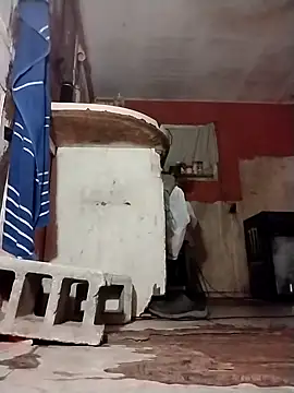 Snapshot of brownfeet chatting on December 28, 6:17 am brownfeet online show from December 28, 6:17 am