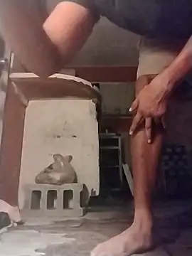 Snapshot of brownfeet chatting on February 26, 11:59 pm brownfeet online show from February 26, 11:59 pm