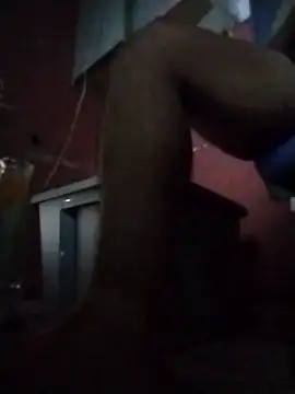 Snapshot of brownfeet chatting on March 19, 3:20 am brownfeet online show from March 19, 3:20 am