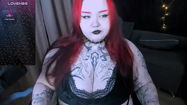 Snapshot of Gotic_Pie chatting on October 12, 3:11 pm Gotic Pie online show from October 12, 3:11 pm