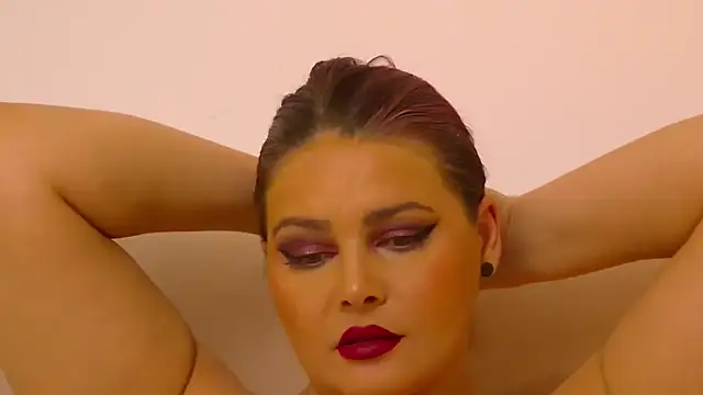 Snapshot of RissaRheys chatting on December 2, 11:51 pm RissaRheys online show from December 2, 11:51 pm