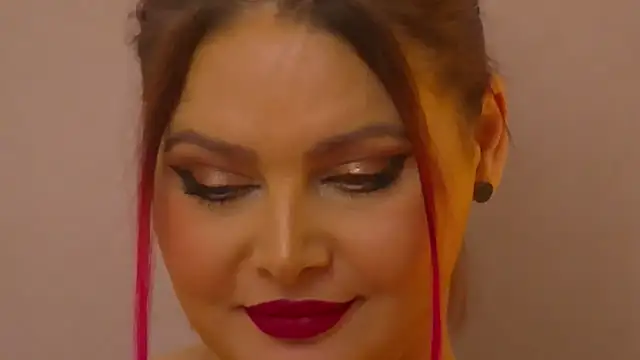 Snapshot of RissaRheys chatting on January 19, 3:39 am RissaRheys online show from January 19, 3:39 am