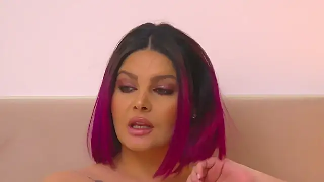 Snapshot of RissaRheys chatting on January 26, 12:37 am RissaRheys online show from January 26, 12:37 am