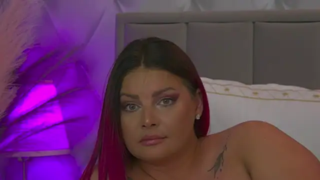 Snapshot of RissaRheys chatting on March 17, 11:21 pm RissaRheys online show from March 17, 11:21 pm