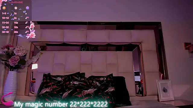 anyi sweet titss online show from February 28, 5:26 am