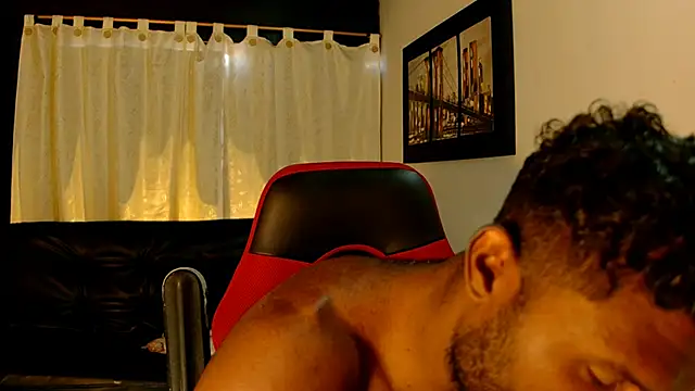 Snapshot of Black_indiian chatting on October 1, 2:12 pm Black indiian online show from October 1, 2:12 pm