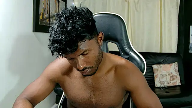 Snapshot of Black_indiian chatting on December 17, 4:24 pm Black indiian online show from December 17, 4:24 pm