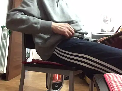 DragonPink online show from December 31, 9:50 pm