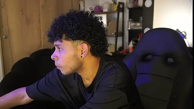 MissKorah online show from January 28, 3:25 am