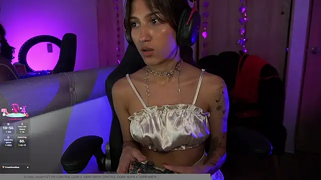 MissKorah online show from February 28, 3:37 am