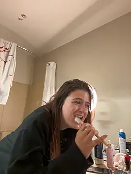 SafeinouterSpace online show from October 17, 9:39 pm