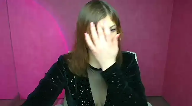 Snapshot of Lissmilf chatting on December 24, 6:33 am Lissmilf online show from December 24, 6:33 am