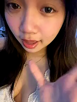 Hotellinh12 online show from September 17, 7:54 am