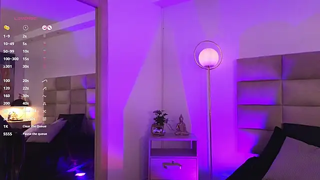 Snapshot of mssjulia chatting on January 3, 11:55 pm mssjulia online show from January 3, 11:55 pm