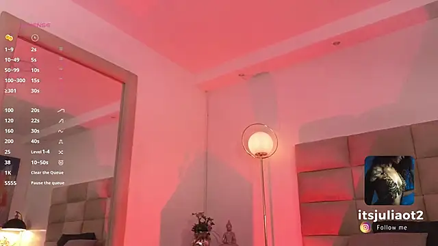 Snapshot of mssjulia chatting on January 9, 11:56 pm mssjulia online show from January 9, 11:56 pm