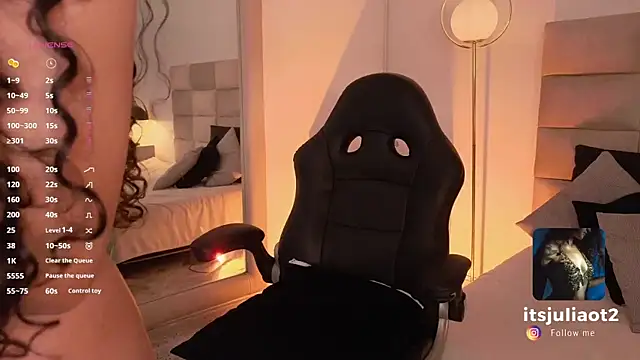 Snapshot of mssjulia chatting on February 12, 9:01 pm mssjulia online show from February 12, 9:01 pm