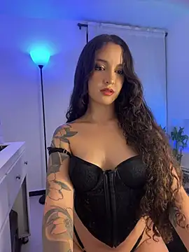 Snapshot of mssjulia chatting on March 6, 12:32 am mssjulia online show from March 6, 12:32 am