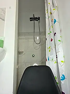 Watagatapitusberry1 online show from November 14, 1:15 am