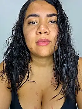 Watagatapitusberry1 online show from December 2, 1:44 am