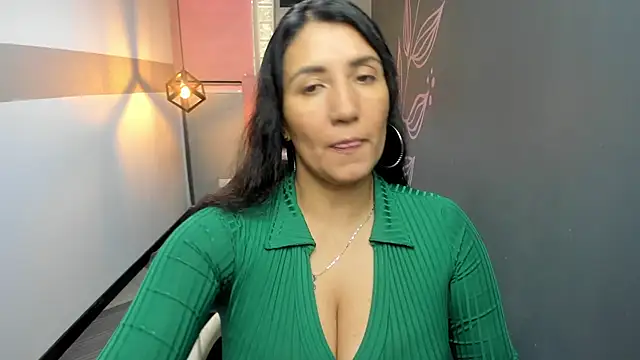 GiaFox  online show from February 5, 3:42 pm