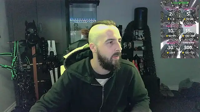 Snapshot of samaelO69 chatting on December 12, 11:40 am samaelO69 online show from December 12, 11:40 am