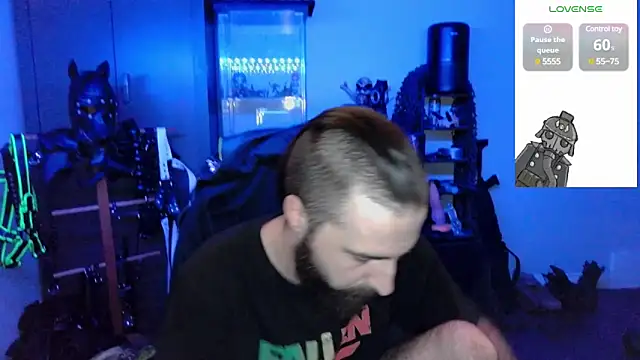 Snapshot of samaelO69 chatting on January 5, 4:14 am samaelO69 online show from January 5, 4:14 am