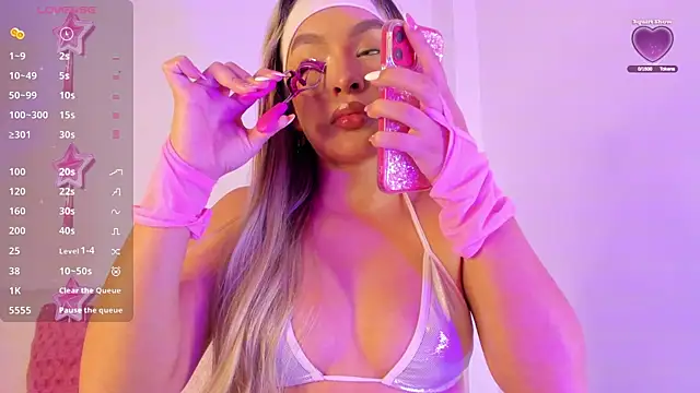 Snapshot of angel_rizzo_ chatting on February 1, 4:46 am angel rizzo online show from February 1, 4:46 am