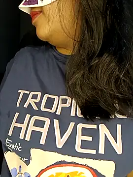 Snapshot of Loveshash1 chatting on October 31, 10:49 am Loveshash1 online show from October 31, 10:49 am