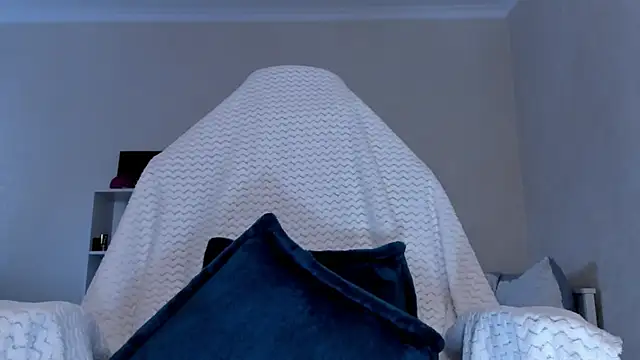 Britney Ross online show from January 30, 7:29 am