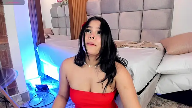 Natasha  Sccott online show from September 9, 6:07 pm