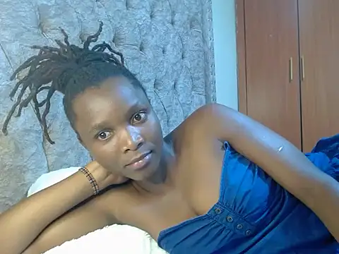 Naughty Girl17 online show from February 7, 7:59 pm