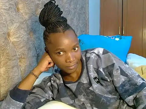 Naughty Girl17 online show from October 31, 5:36 pm