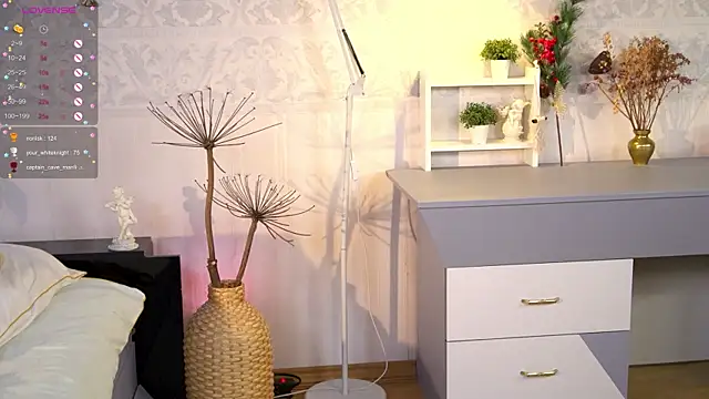 happywhores online show from January 4, 3:50 am