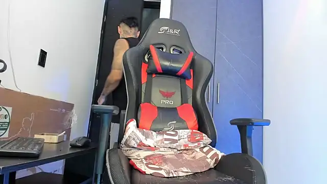 sergiio mesa27 online show from February 26, 9:05 pm