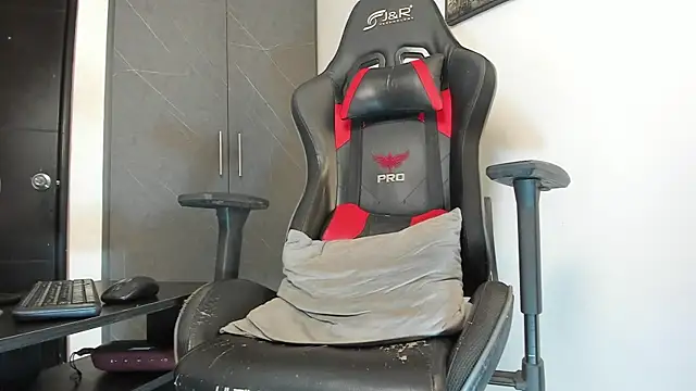 sergiio mesa27 online show from October 7, 1:58 am