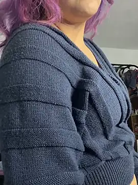 Snapshot of PurpleHaze17 chatting on December 13, 4:05 pm PurpleHaze17 online show from December 13, 4:05 pm