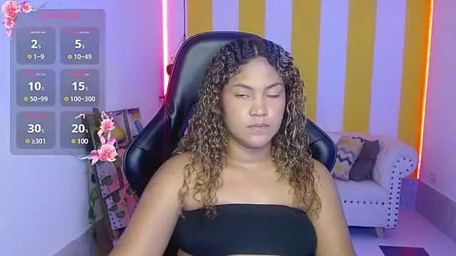 Snapshot of Cristal_War chatting on January 17, 11:29 pm Cristal War online show from January 17, 11:29 pm