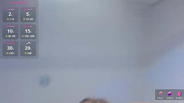 Snapshot of Cristal_War chatting on February 16, 12:19 am Cristal War online show from February 16, 12:19 am