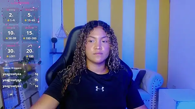 Snapshot of Cristal_War chatting on February 20, 12:08 am Cristal War online show from February 20, 12:08 am