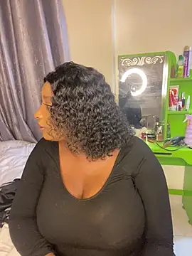 Snapshot of Naughty-sonia2 chatting on March 20, 4:31 pm Naughty-sonia2 online show from March 20, 4:31 pm