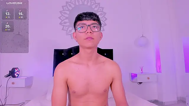 CodyTwink online show from October 13, 5:57 pm