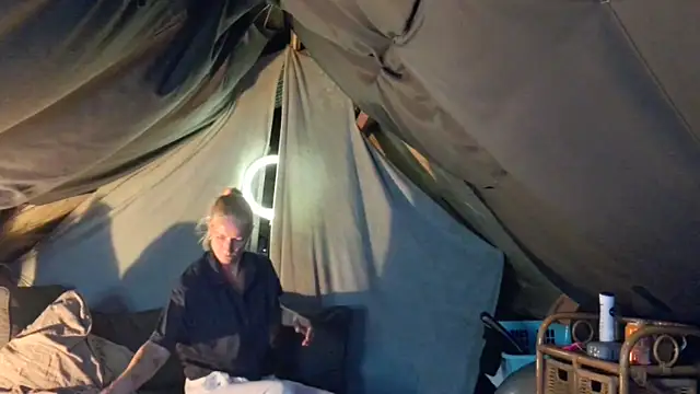 38koppel1985 online show from October 7, 9:01 pm