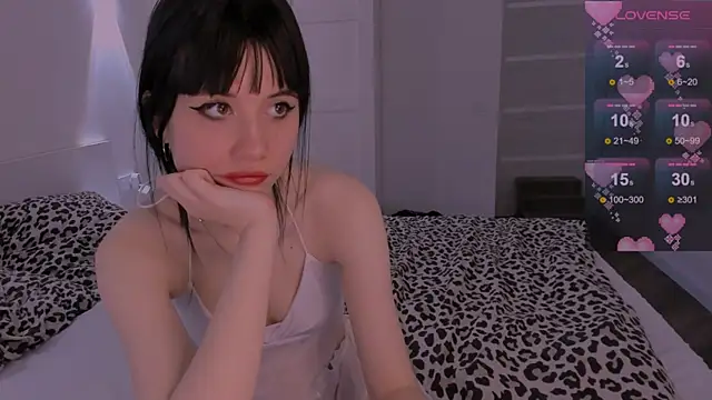 CoddleWeeper  online show from February 13, 1:26 pm