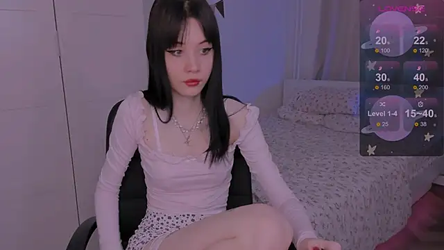 CoddleWeeper  online show from March 5, 8:43 am