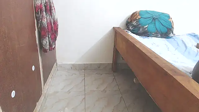 Snapshot of Ninna_bellah chatting on September 28, 1:55 am Ninna bellah online show from September 28, 1:55 am