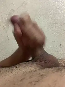 rodrig3105 online show from March 14, 10:27 pm