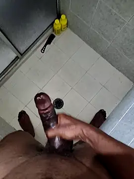 Snapshot of Negrotnt11 chatting on September 21, 9:44 am Negrotnt11 online show from September 21, 9:44 am