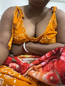 Snapshot of Nancy-22 chatting on December 1, 1:49 pm Nancy-22 online show from December 1, 1:49 pm