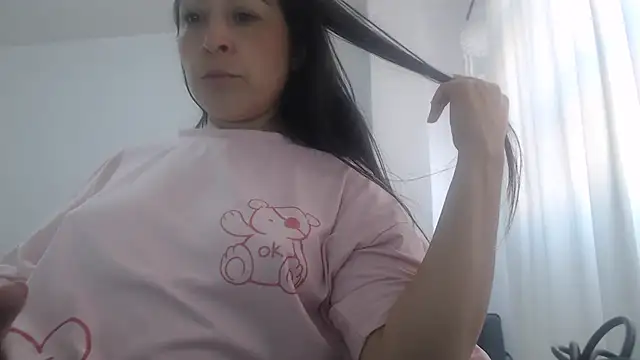 naughthyany16 online show from March 10, 12:26 pm